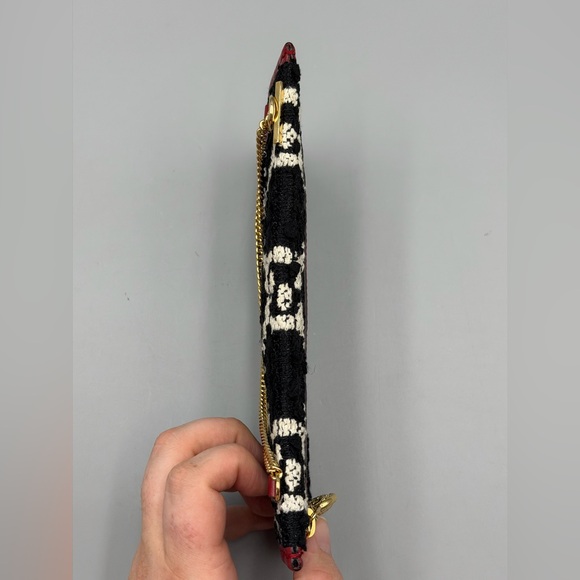 Gucci Raja Tweed Pochette with Gold Chain - Picture 4 of 12